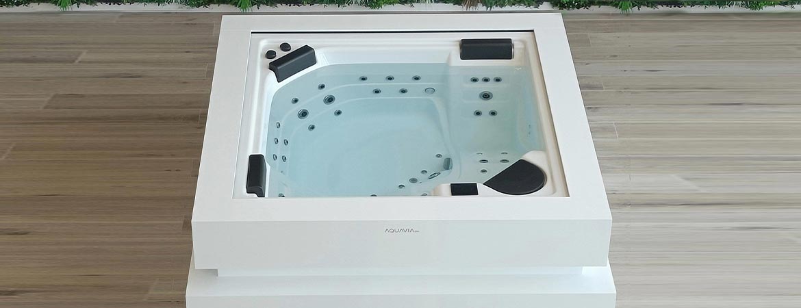 Spa Lounge | 231 x 231 x 78 cm