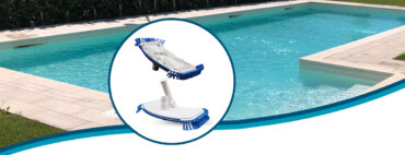 Aspiratore con spazzole laterali