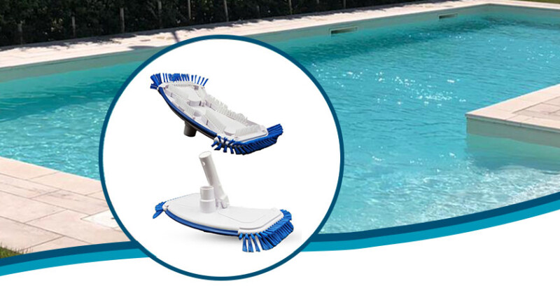 Aspiratore con spazzole laterali